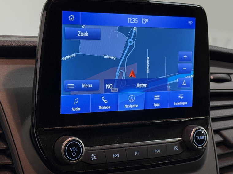 Vehicle Image 21
