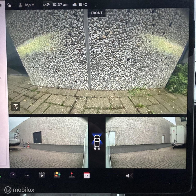Vehicle Image 15