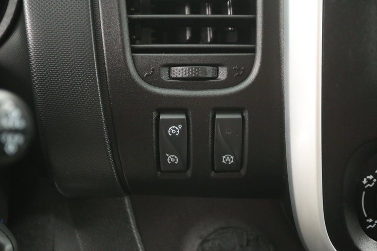Vehicle Image 24