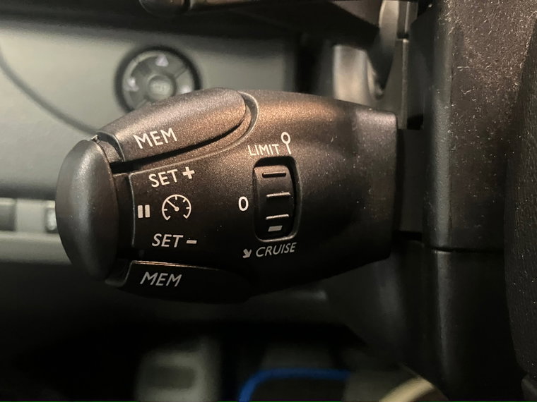 Vehicle Image 27