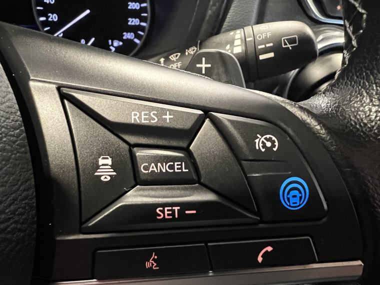 Vehicle Image 24