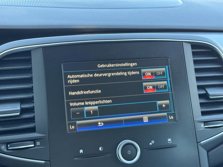 Vehicle Image 28