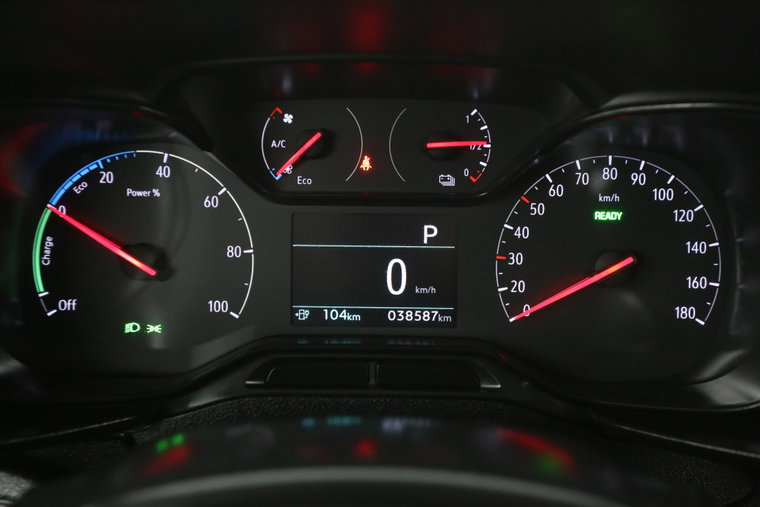 Vehicle Image 14