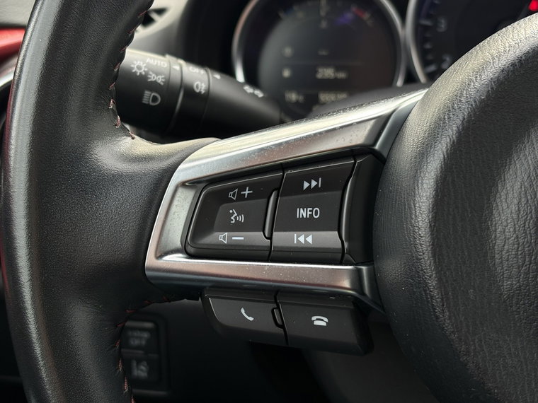 Vehicle Image 22