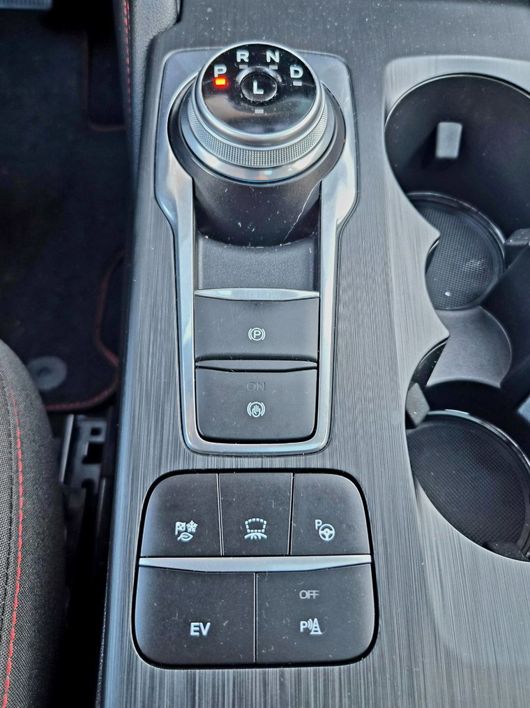 Vehicle Image 34