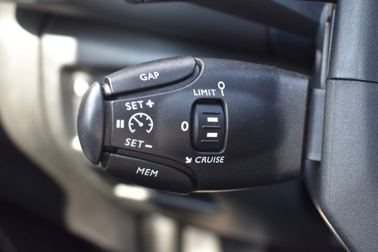 Vehicle Image 23
