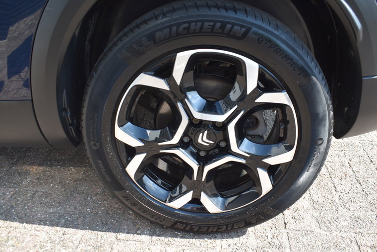 Vehicle Image 31