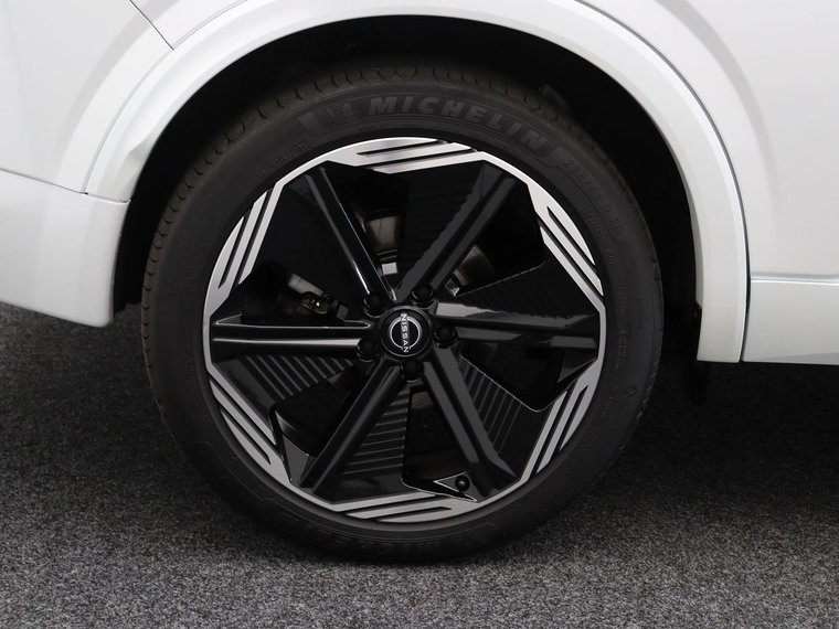 Vehicle Image 41