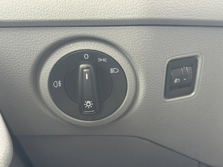 Vehicle Image 40