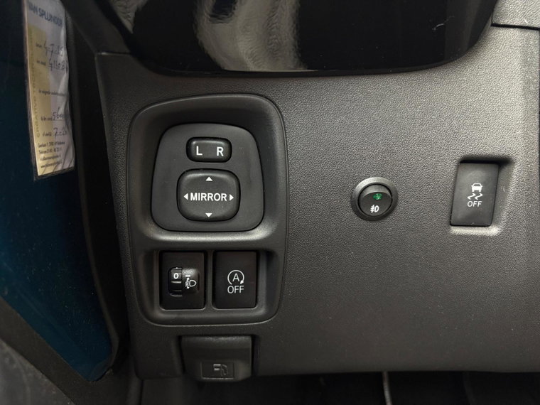 Vehicle Image 29