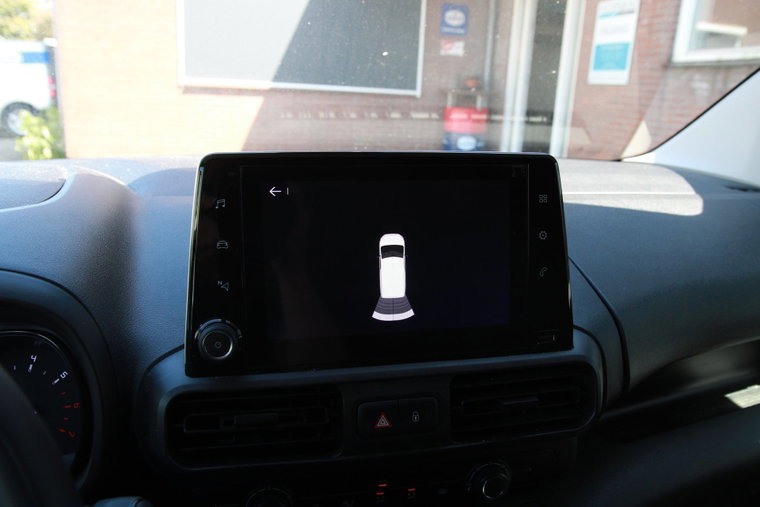 Vehicle Image 20
