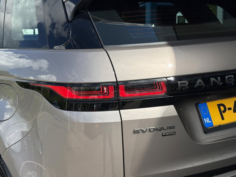 Vehicle Image 45