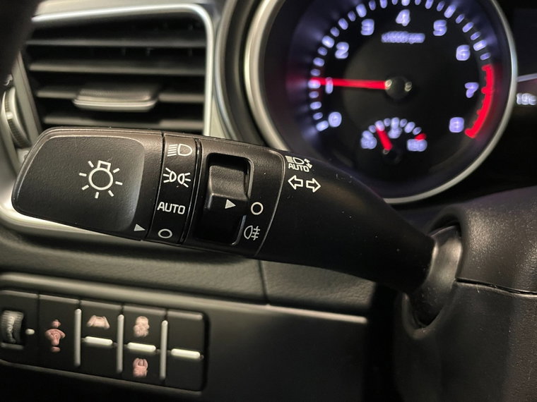 Vehicle Image 38