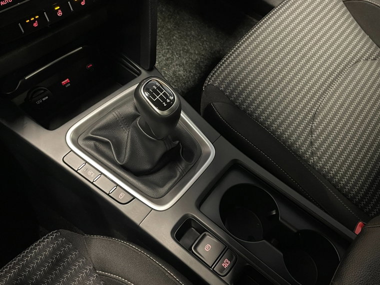 Vehicle Image 41