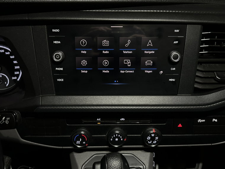 Vehicle Image 17
