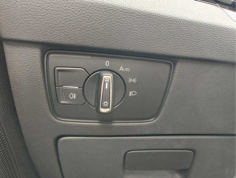 Vehicle Image 27