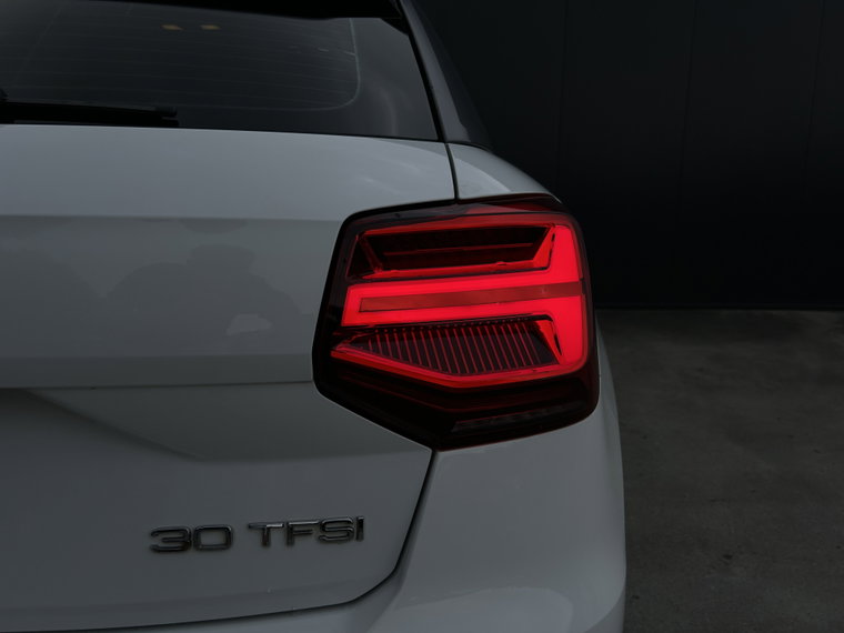 Vehicle Image 23