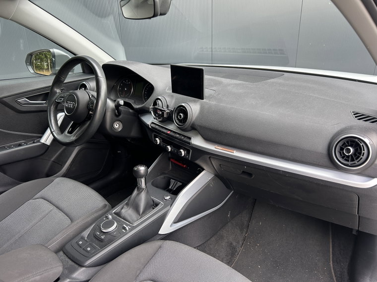 Vehicle Image 28