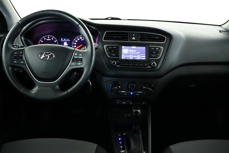 Vehicle Image 14