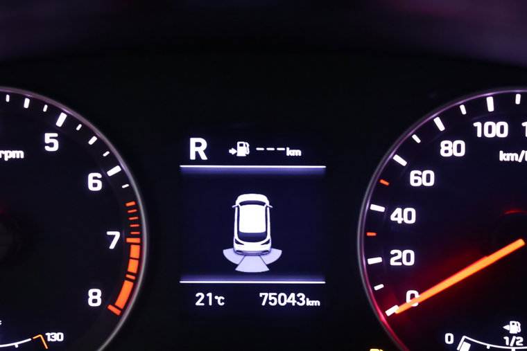 Vehicle Image 21