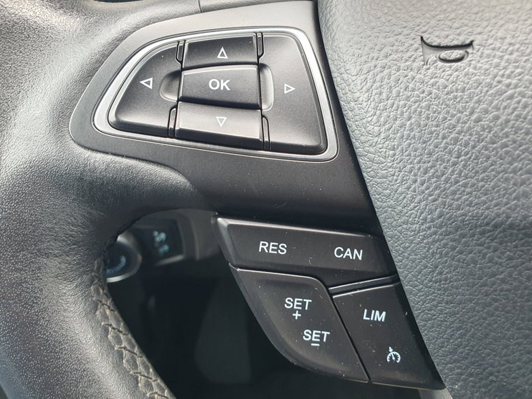 Vehicle Image 39