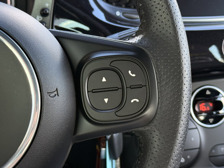 Vehicle Image 24