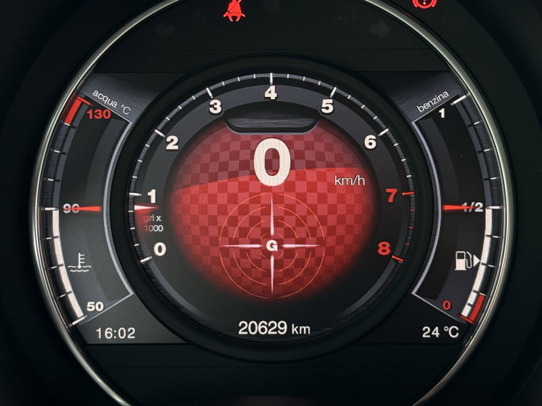 Vehicle Image 25