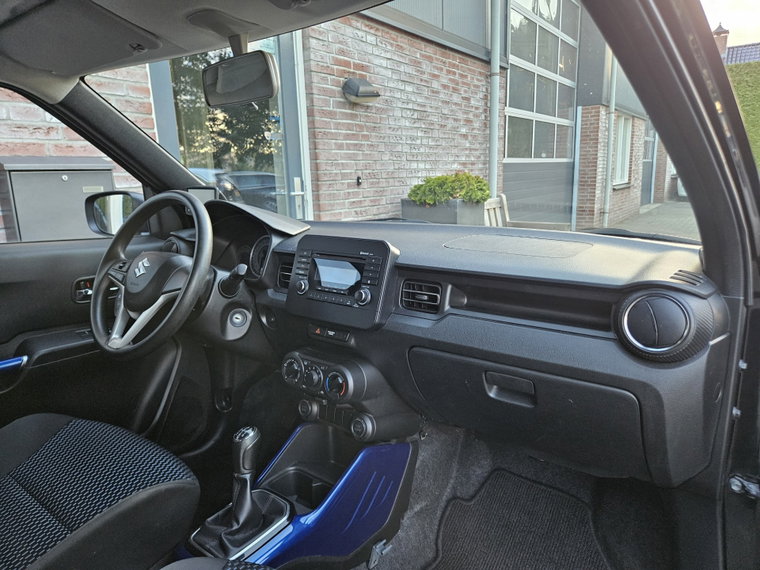 Vehicle Image 29