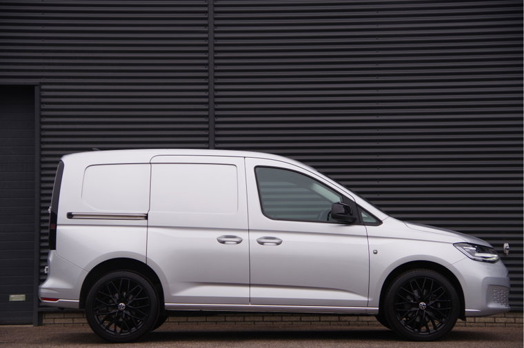 Vehicle Image 36