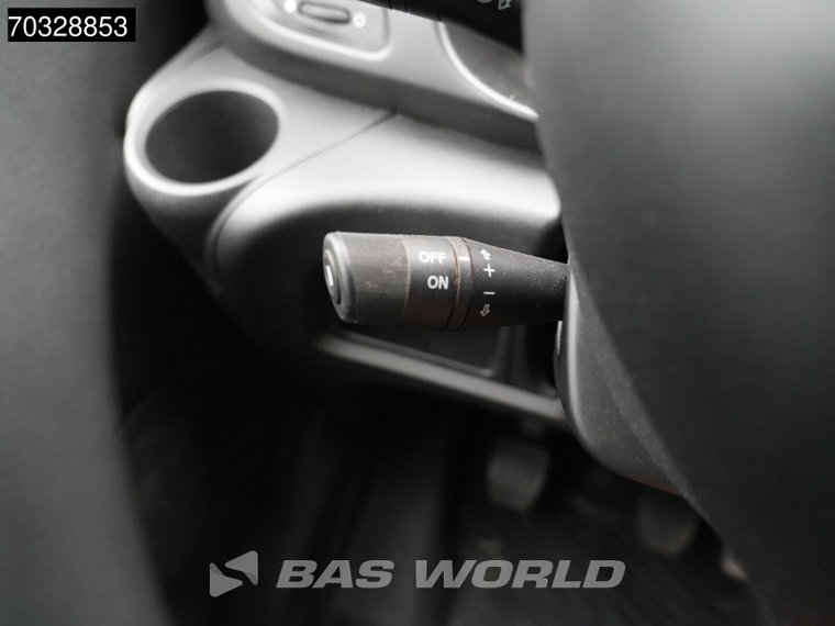 Vehicle Image 46