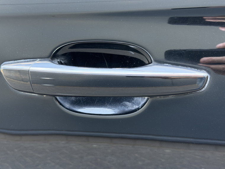 Vehicle Image 52