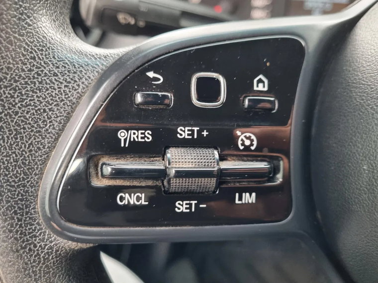 Vehicle Image 28