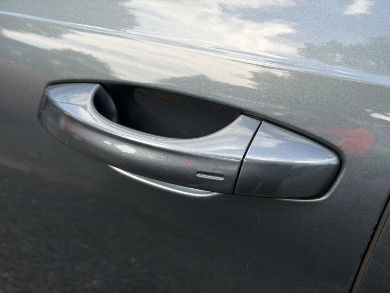 Vehicle Image 37