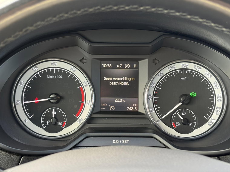 Vehicle Image 38