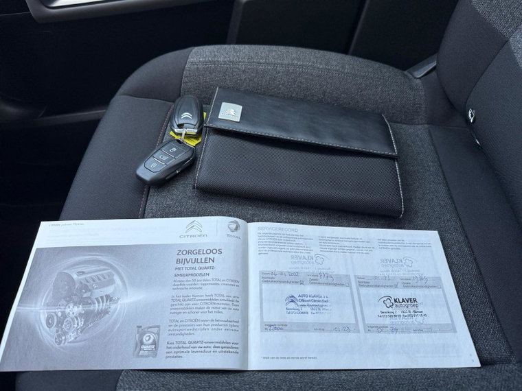 Vehicle Image 40