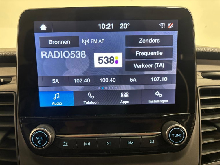Vehicle Image 21