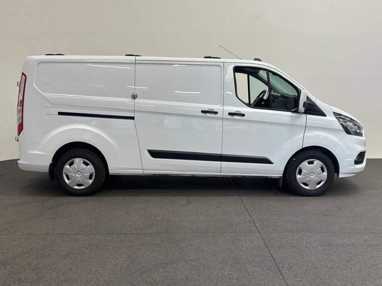 Vehicle Image 24