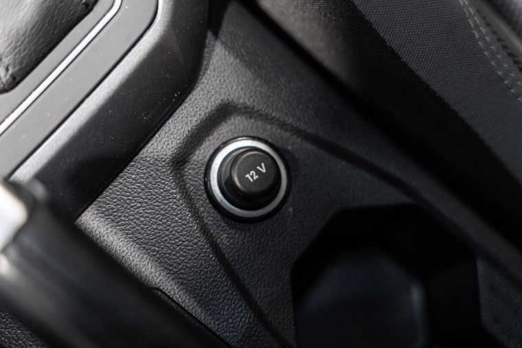 Vehicle Image 25