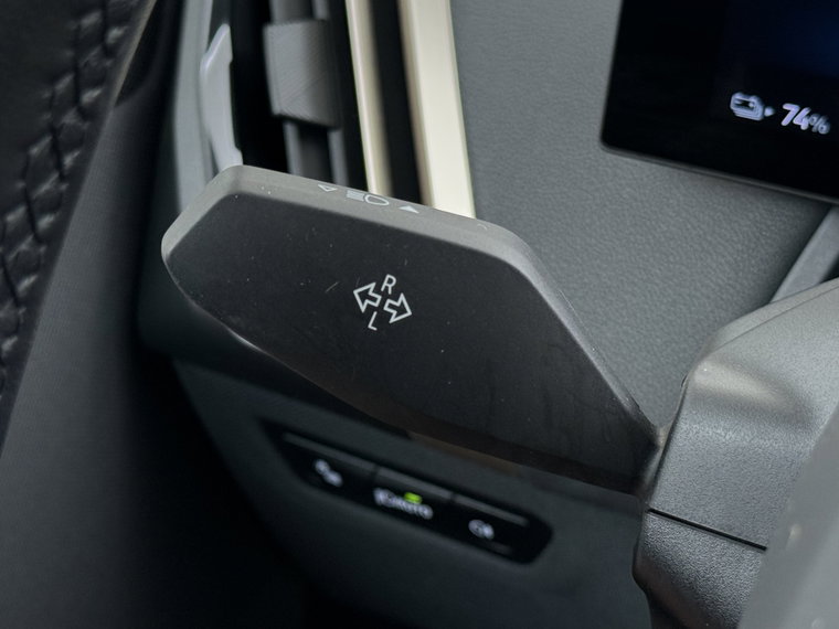Vehicle Image 41