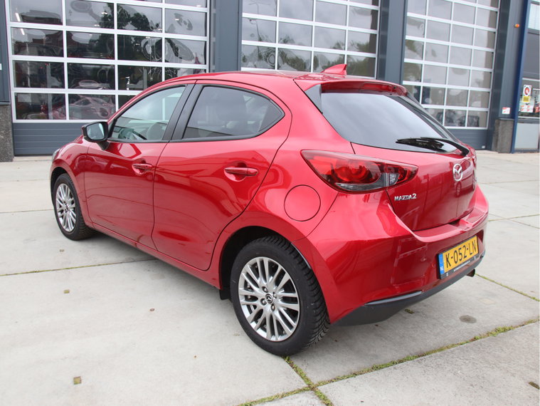 Vehicle Image 6