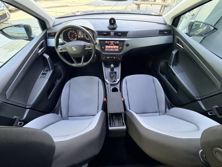Vehicle Image 33