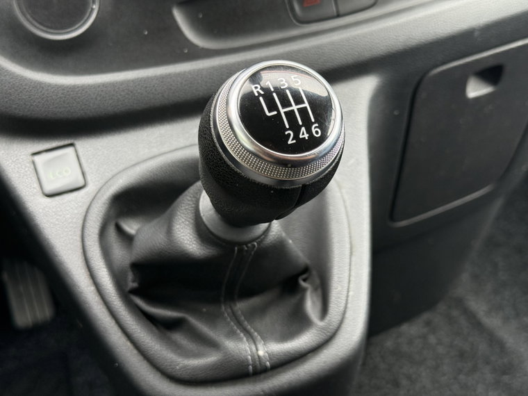 Vehicle Image 26