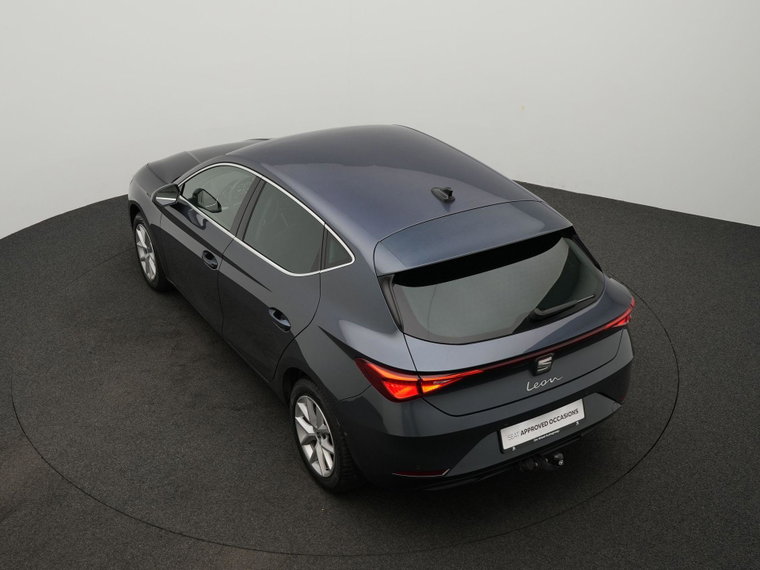 Vehicle Image 32