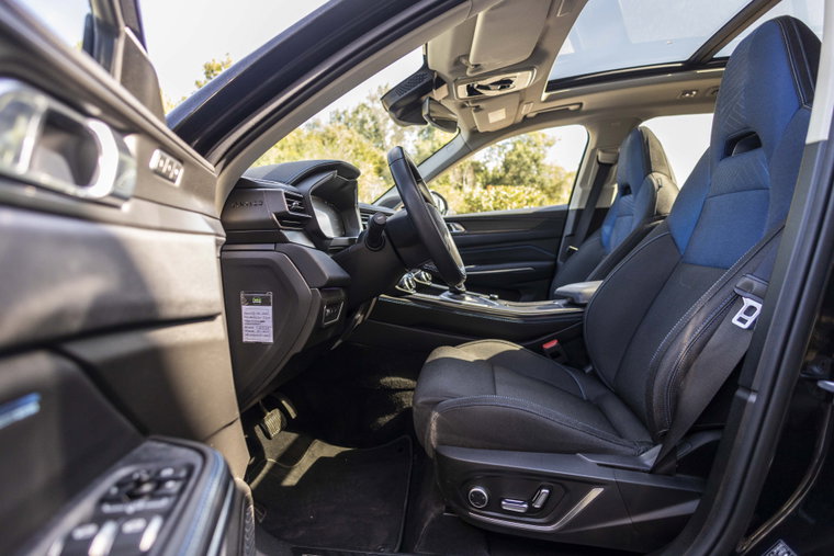 Vehicle Image 20