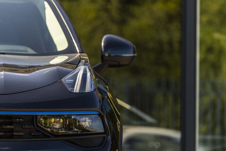 Vehicle Image 4