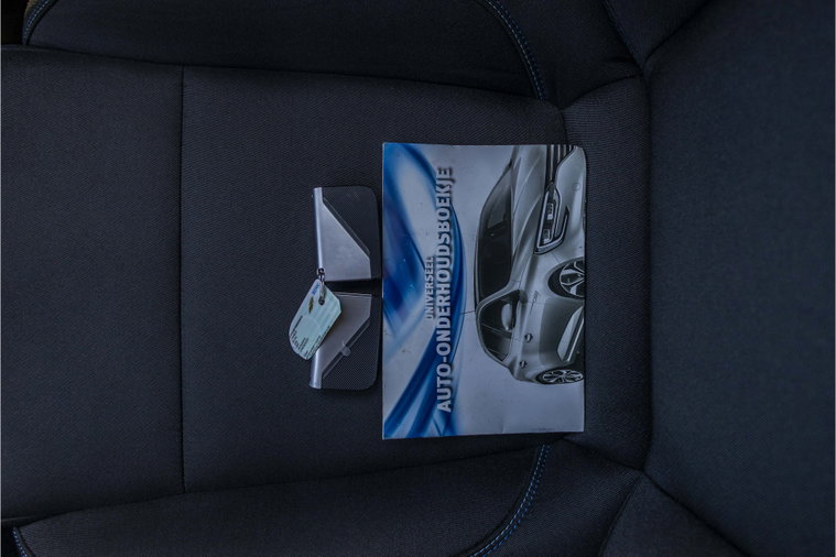 Vehicle Image 36