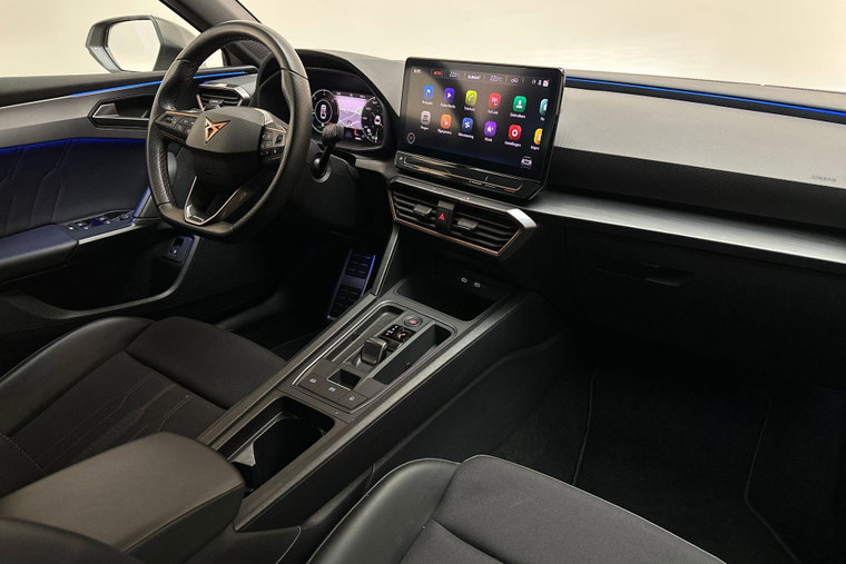 Vehicle Image 14