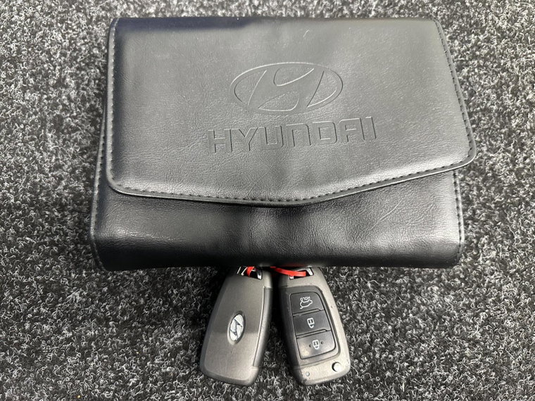 Vehicle Image 35