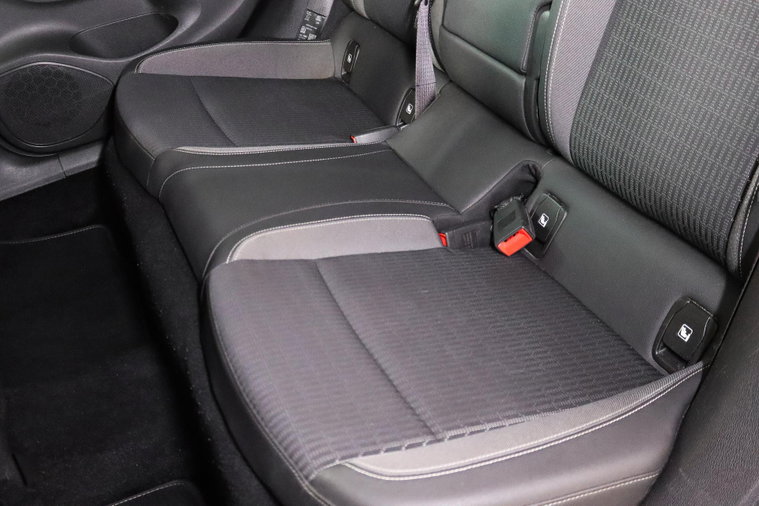 Vehicle Image 45