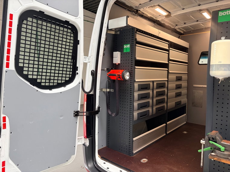 Vehicle Image 31